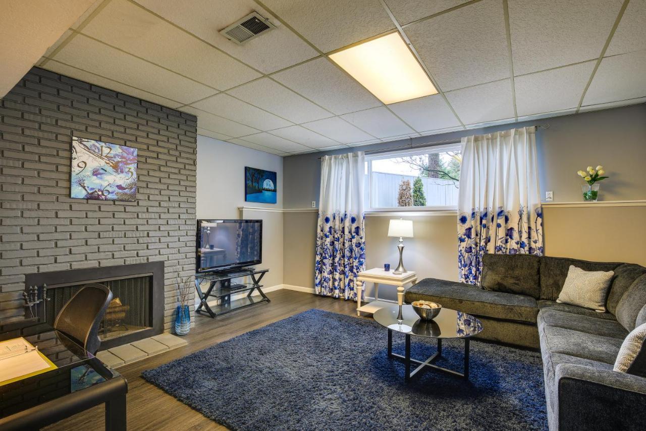 Vacation About 11 Miles To Downtown Apartment