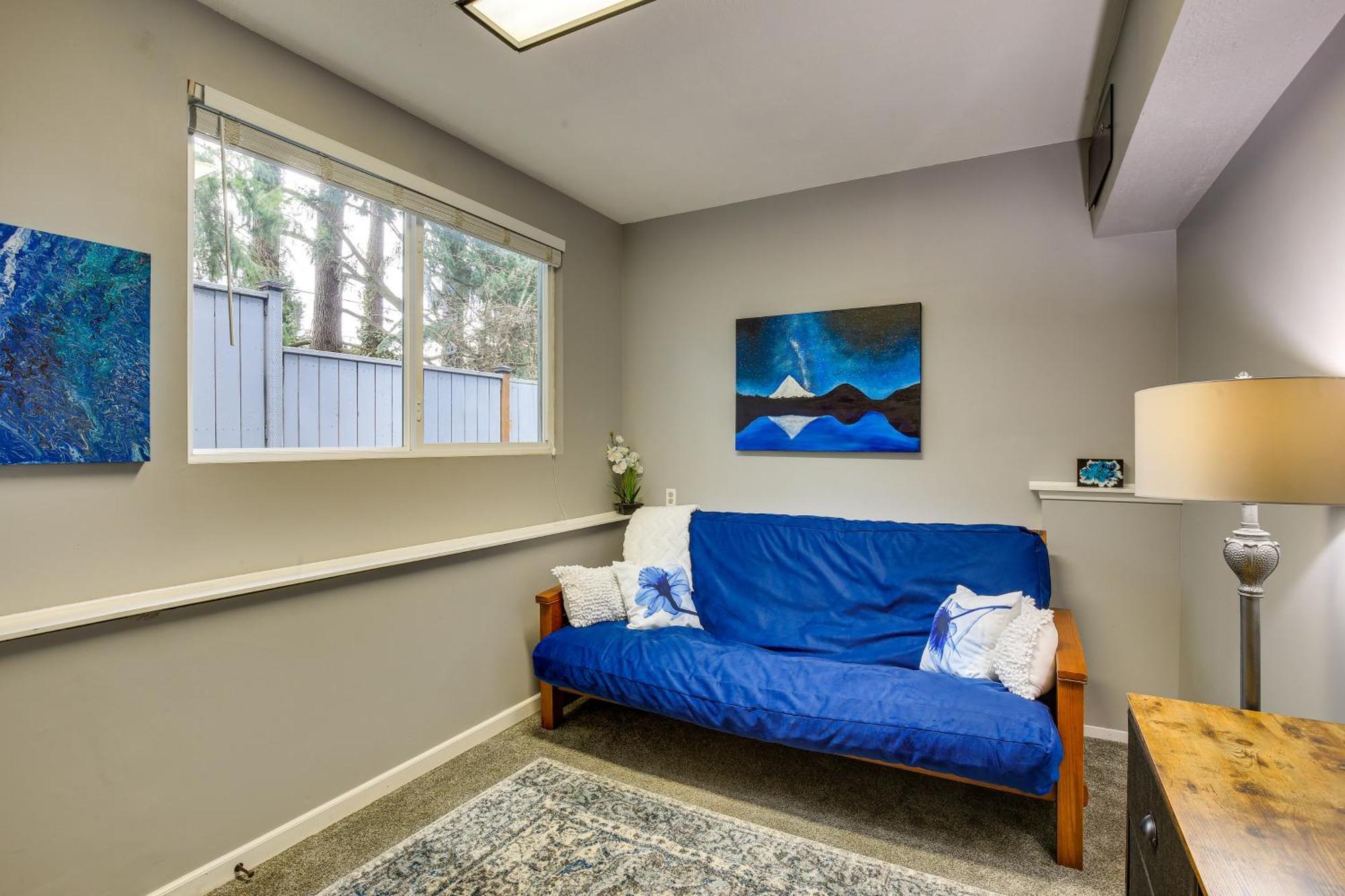 Vacation About 11 Miles To Downtown Apartment